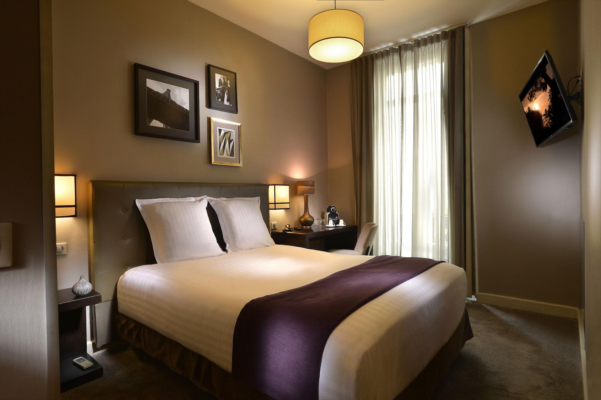 Sonder Le Frochot 3* Parigi